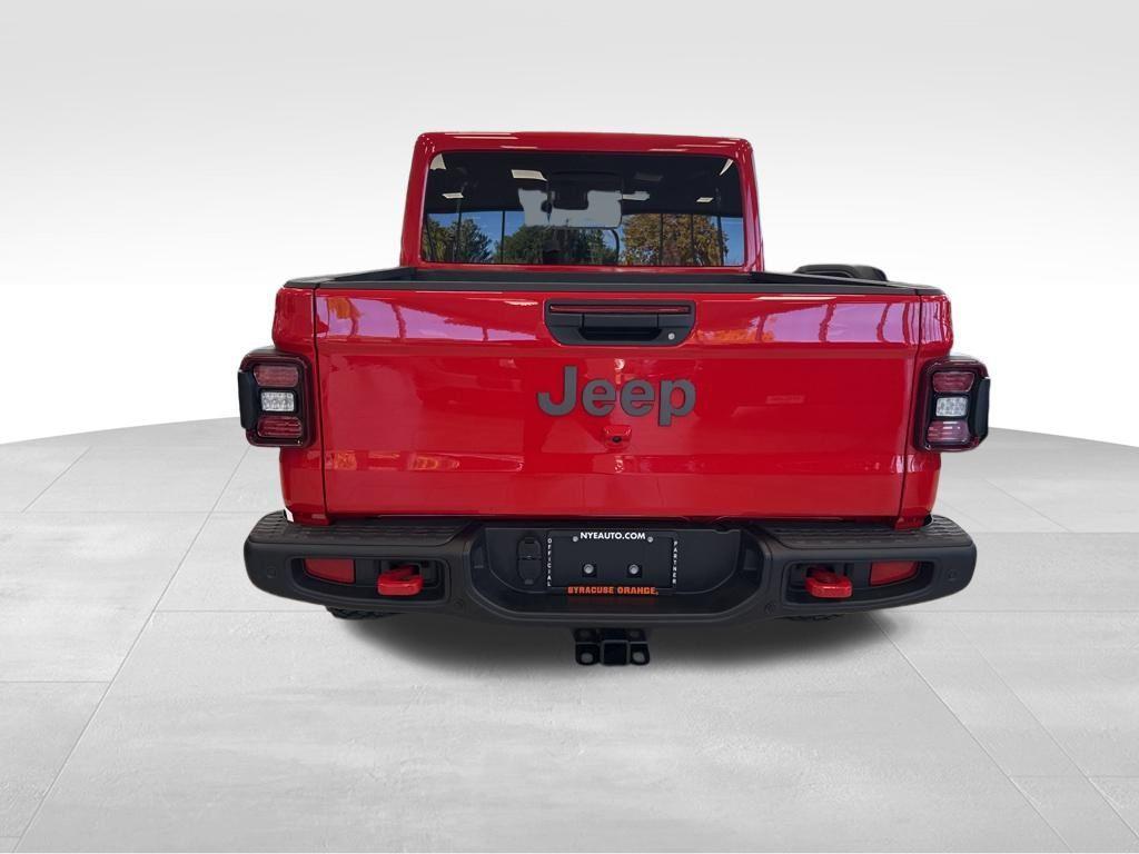 new 2025 Jeep Gladiator car, priced at $59,130