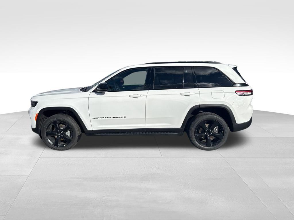 new 2025 Jeep Grand Cherokee car, priced at $46,089