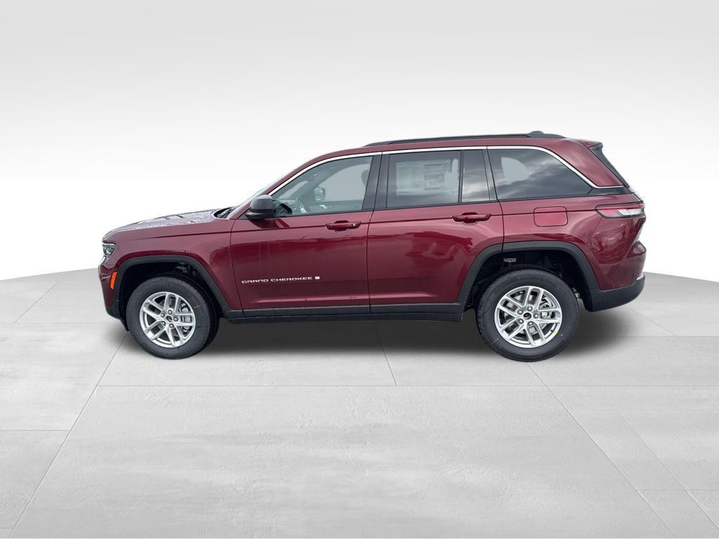 new 2025 Jeep Grand Cherokee car, priced at $41,747