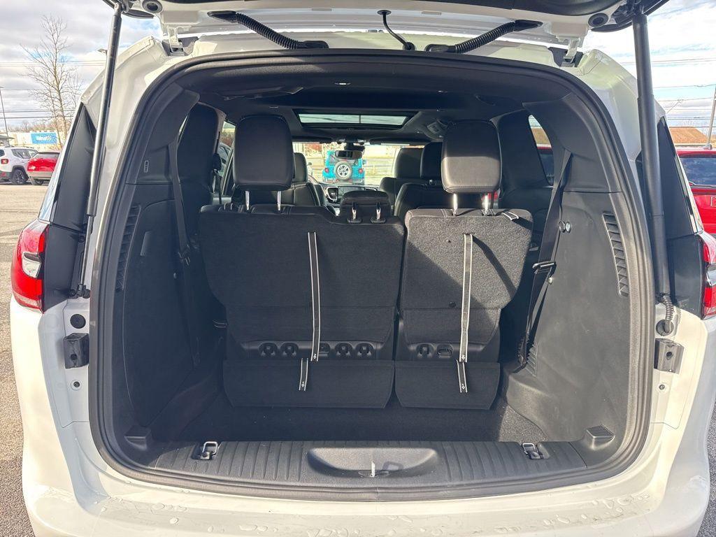 new 2026 Chrysler Pacifica car, priced at $47,974