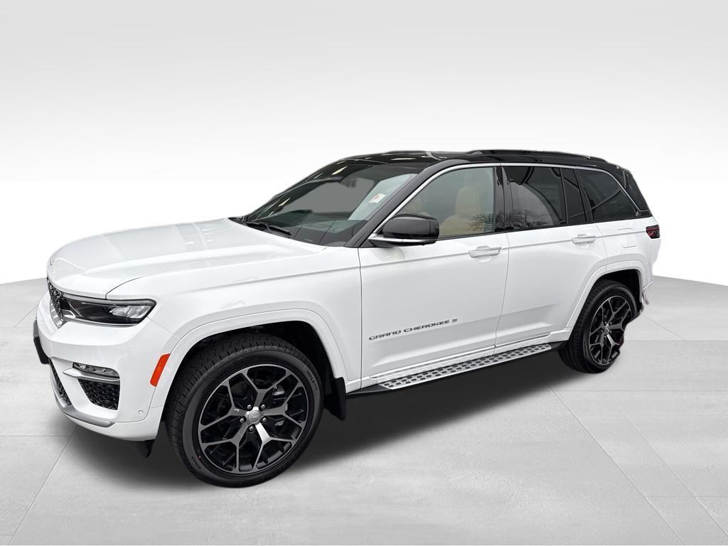 new 2025 Jeep Grand Cherokee car, priced at $66,955