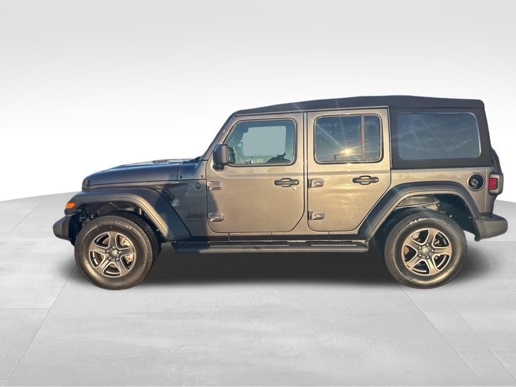 used 2022 Jeep Wrangler Unlimited car, priced at $28,395