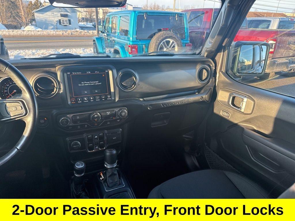 used 2022 Jeep Wrangler Unlimited car, priced at $28,395