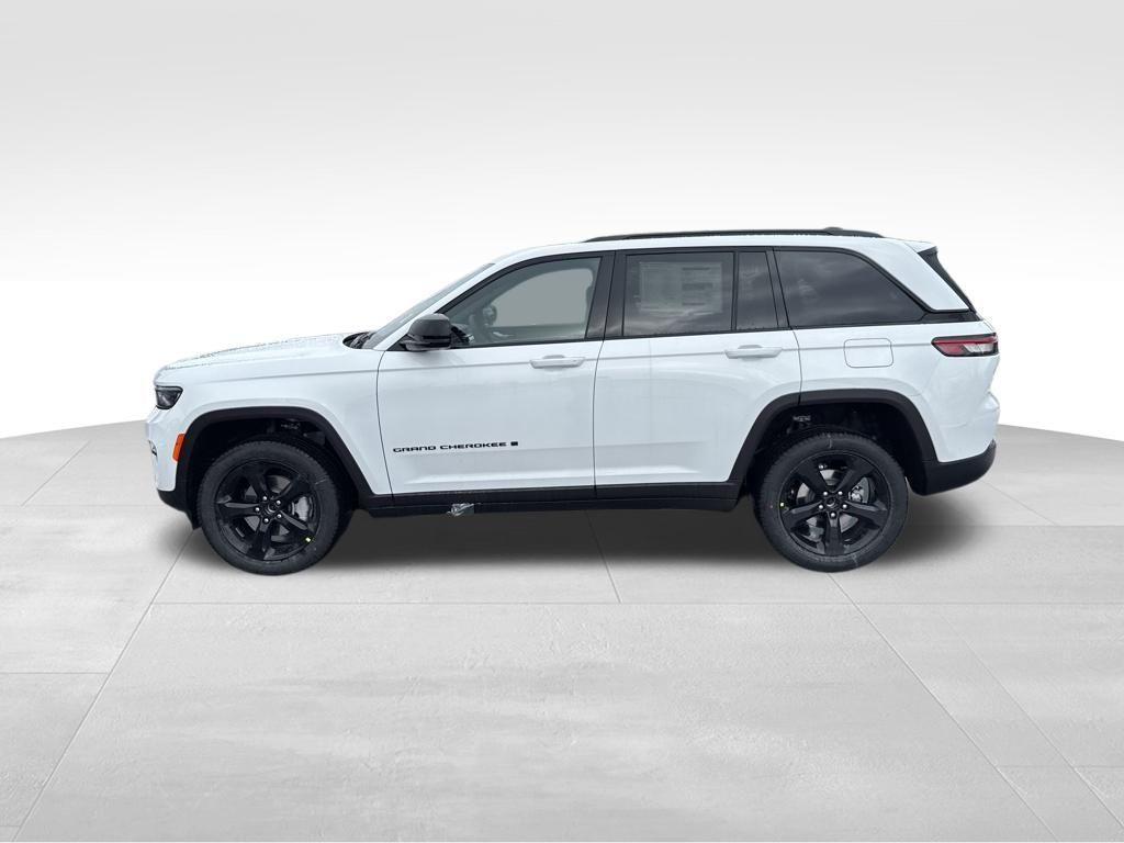 new 2025 Jeep Grand Cherokee car, priced at $47,027