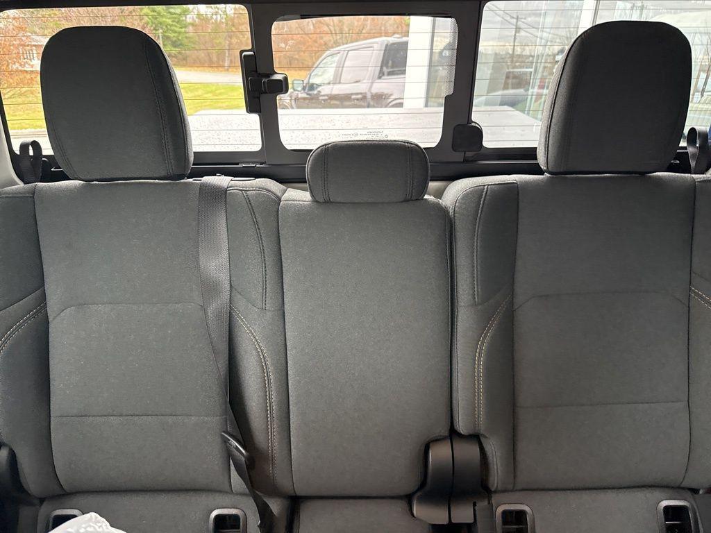 new 2025 Jeep Gladiator car, priced at $52,763