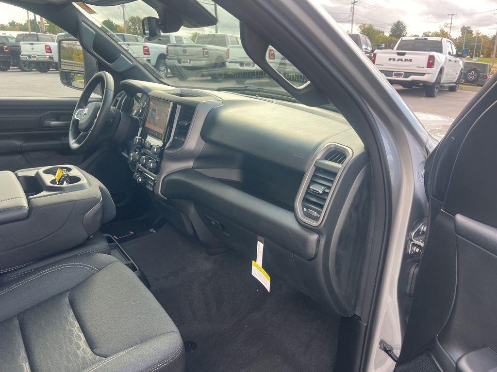 new 2025 Ram 1500 car, priced at $53,437