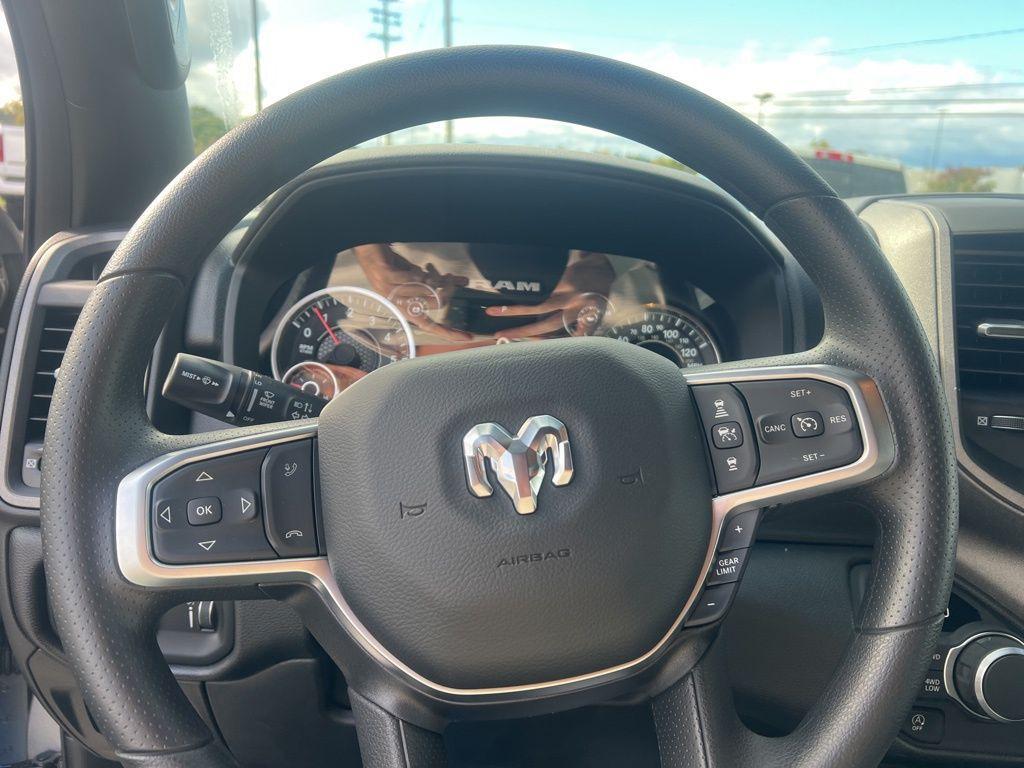 new 2025 Ram 1500 car, priced at $53,437
