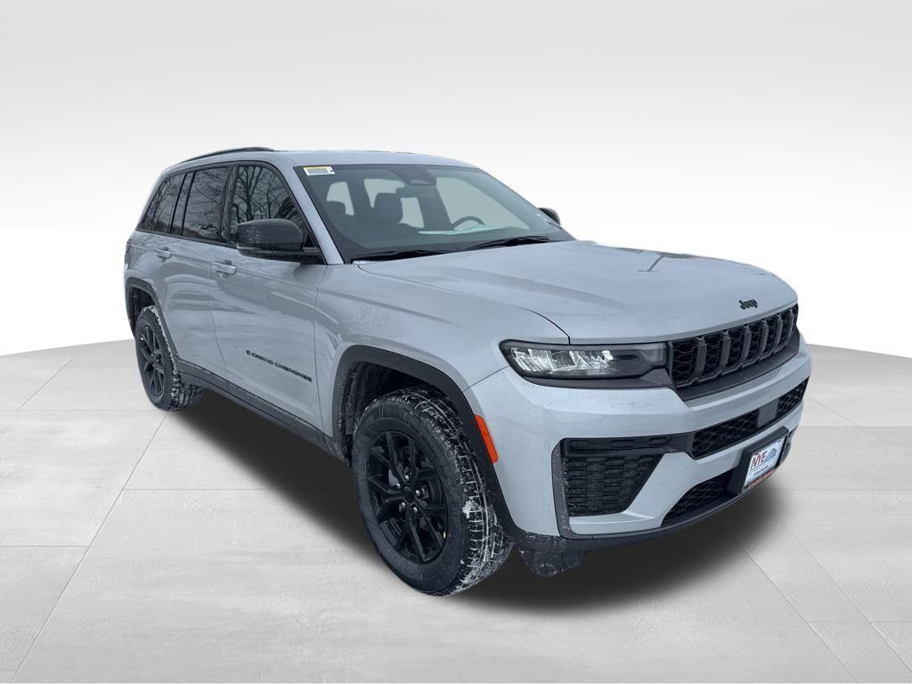 new 2026 Jeep Grand Cherokee car, priced at $48,302