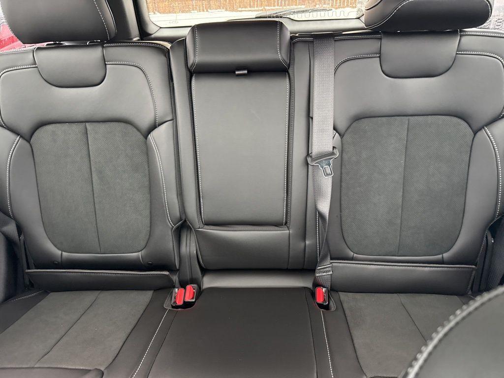 new 2026 Jeep Grand Cherokee car, priced at $48,302