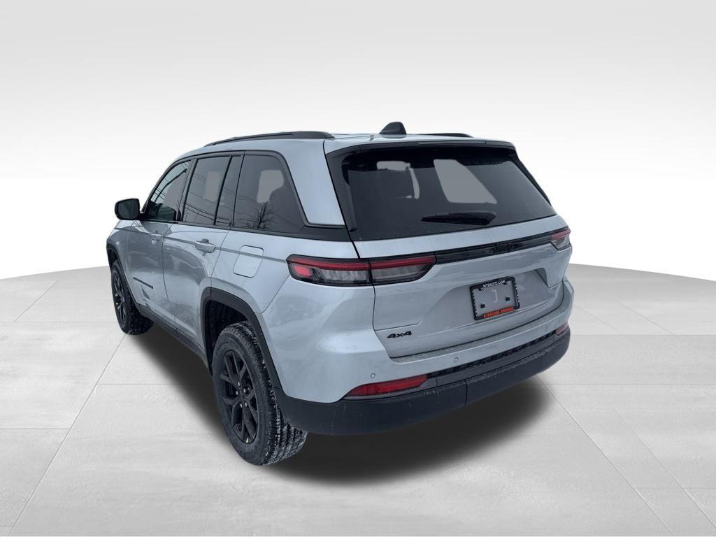 new 2026 Jeep Grand Cherokee car, priced at $48,302