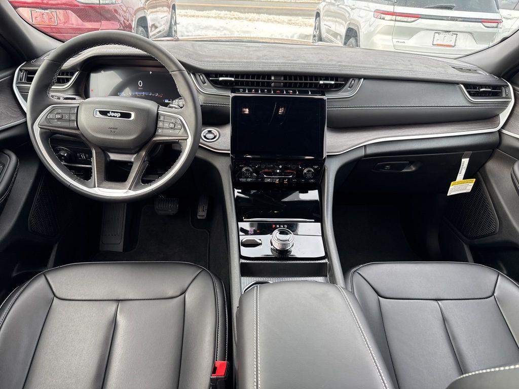 new 2026 Jeep Grand Cherokee car, priced at $48,253