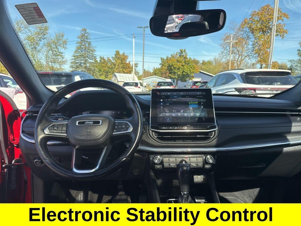 new 2022 Jeep Compass car, priced at $20,995