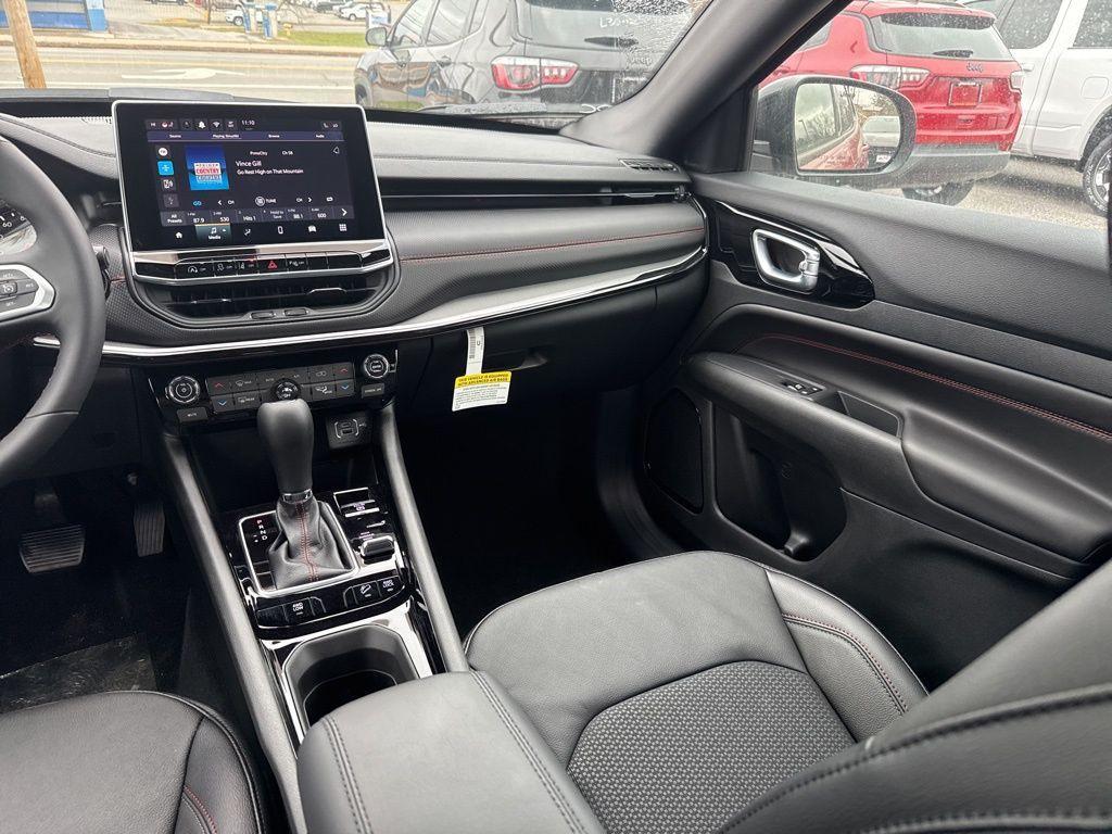 new 2026 Jeep Compass car, priced at $35,223