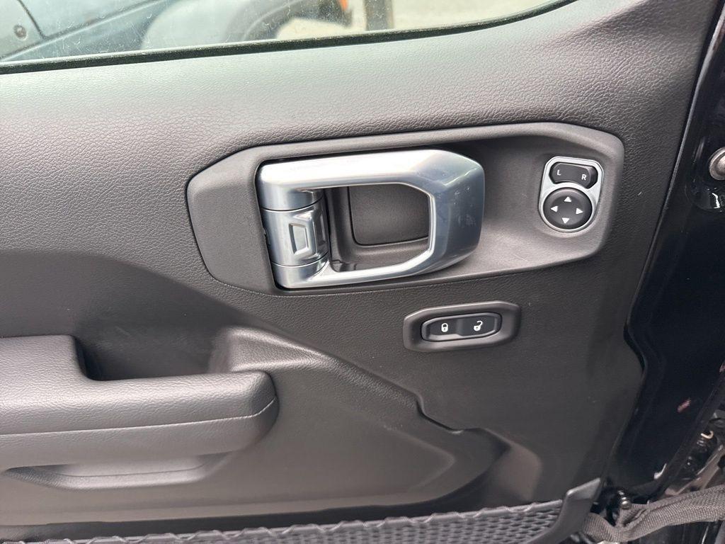 new 2026 Jeep Wrangler car, priced at $56,467