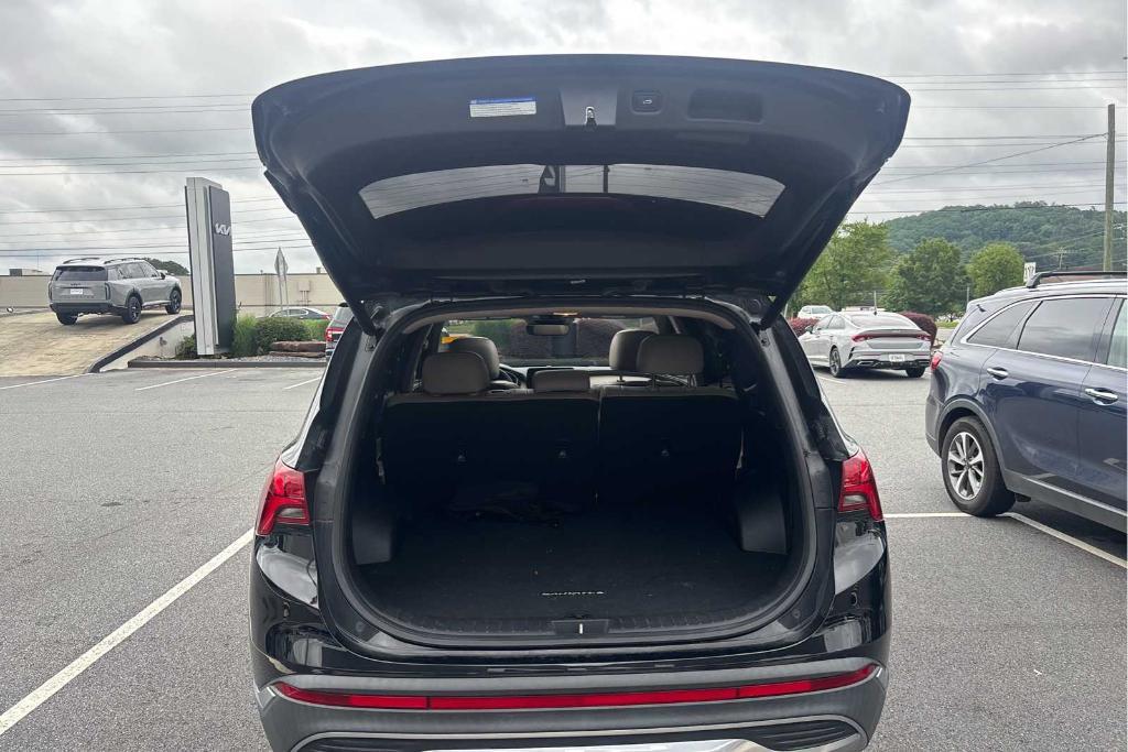 used 2022 Hyundai Santa Fe car, priced at $24,995