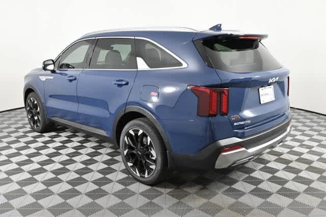 used 2025 Kia Sorento car, priced at $38,846