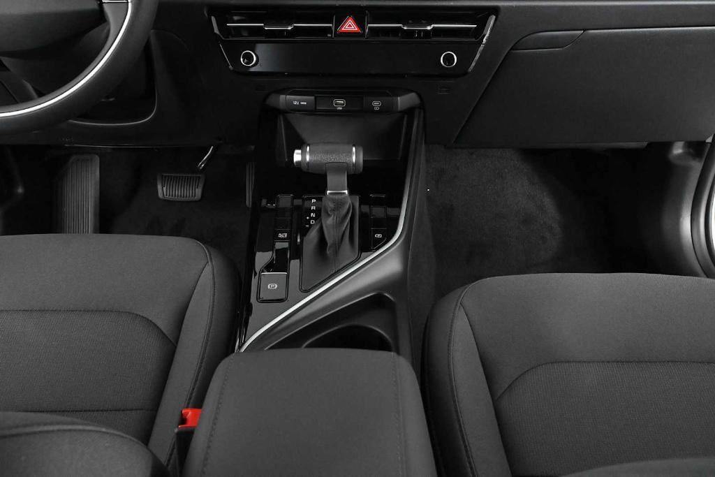 new 2026 Kia Niro car, priced at $26,681