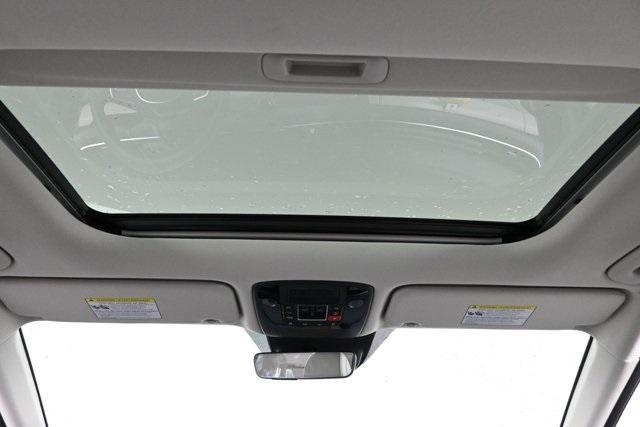 new 2026 Kia Carnival car, priced at $48,255