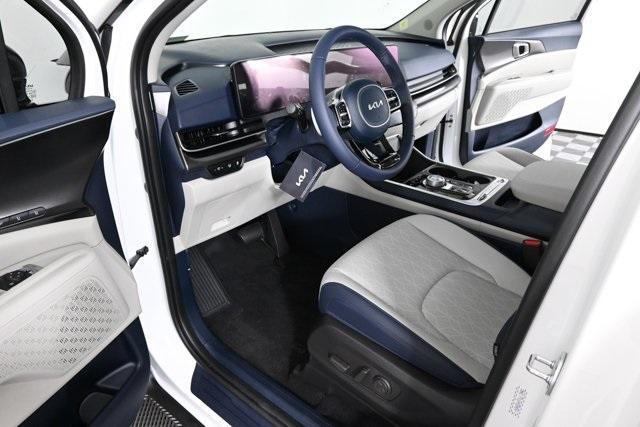 new 2026 Kia Carnival Hybrid car, priced at $51,190