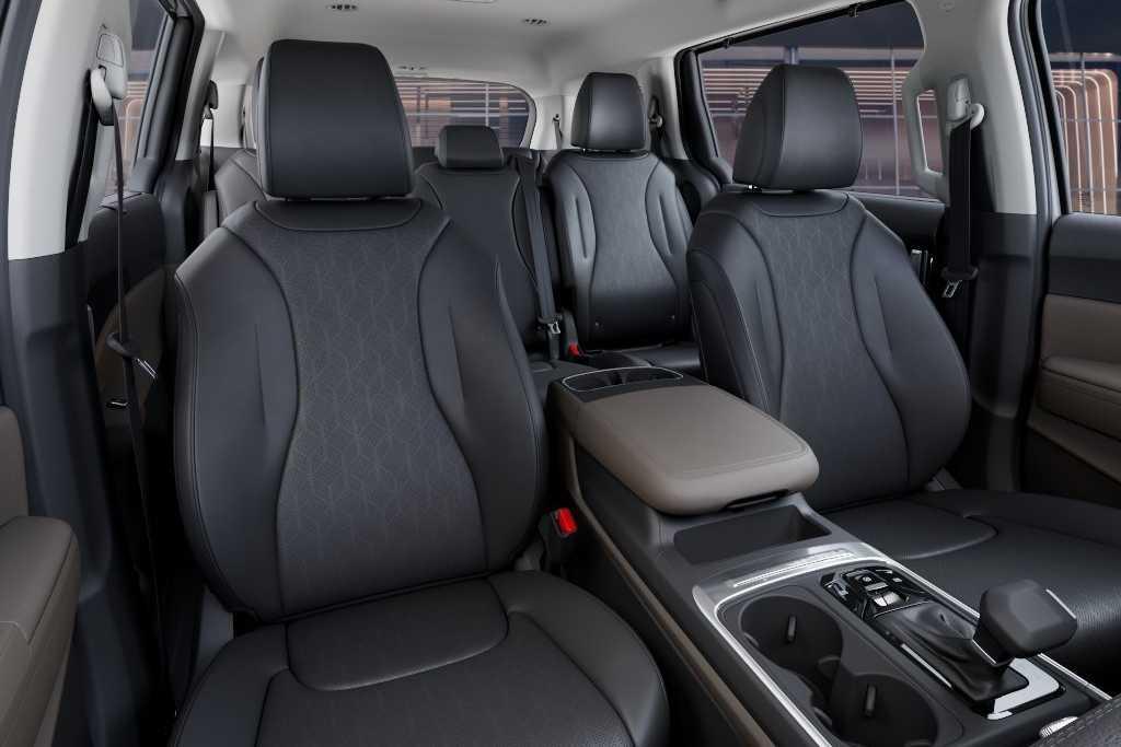 new 2026 Kia Carnival car, priced at $45,425