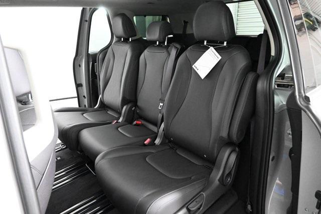 new 2026 Kia Carnival car, priced at $47,164