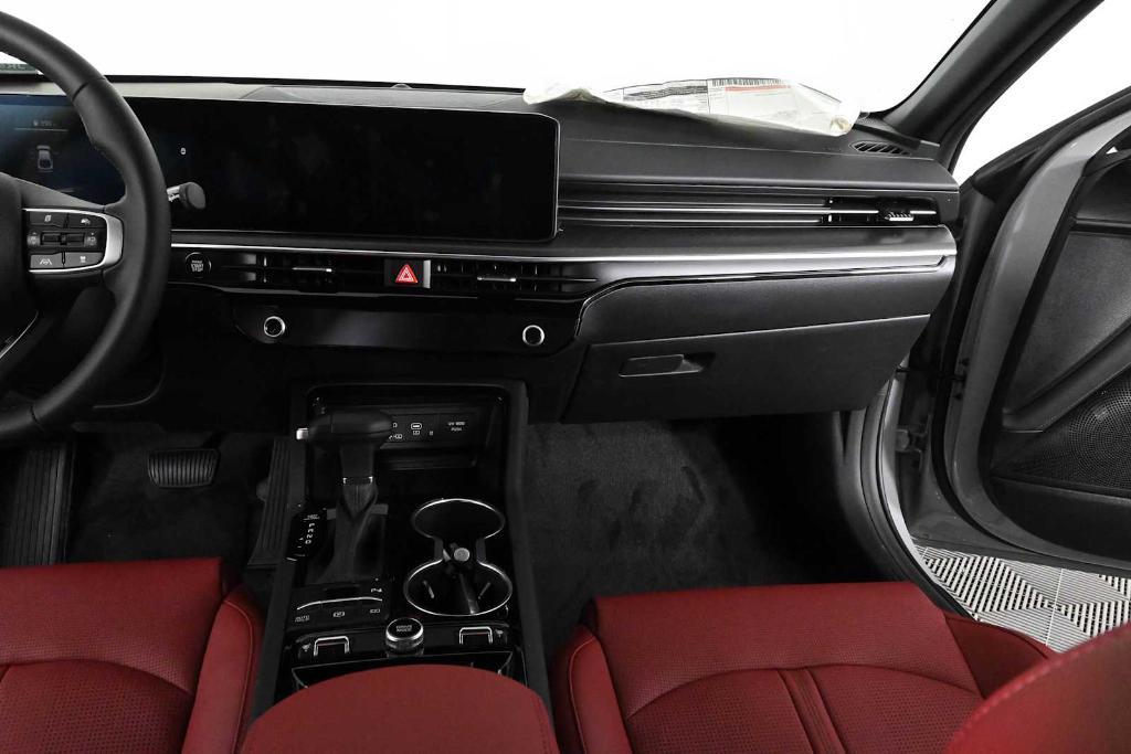 new 2026 Kia K5 car, priced at $33,386