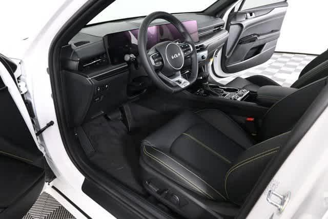 new 2026 Kia K5 car, priced at $33,921