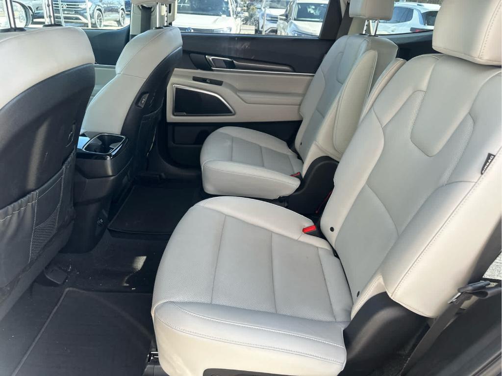 used 2025 Kia Telluride car, priced at $34,981