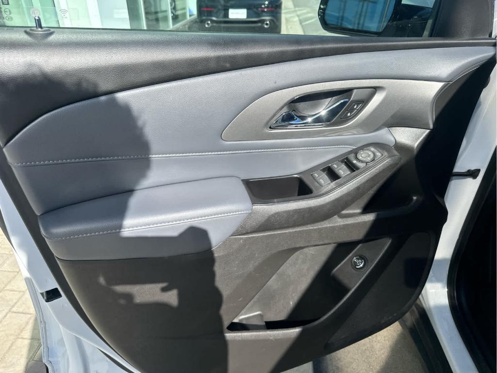 used 2019 Chevrolet Traverse car, priced at $14,995