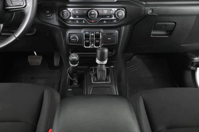 used 2022 Jeep Gladiator car, priced at $28,964