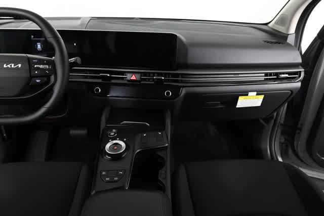 new 2026 Kia Sportage Hybrid car, priced at $34,215