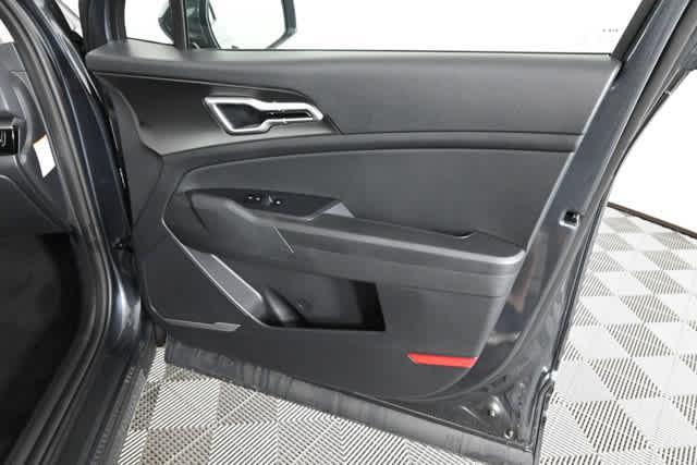 new 2026 Kia Sportage Hybrid car, priced at $32,251