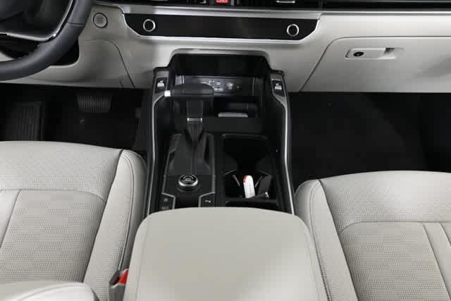 new 2026 Kia Sorento car, priced at $35,164