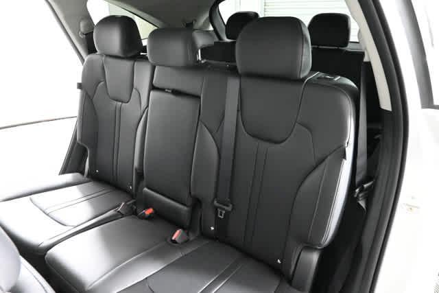 new 2026 Kia Sorento car, priced at $35,429
