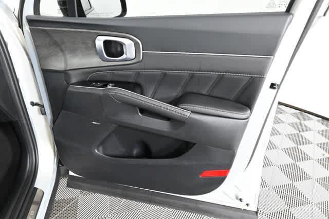 new 2026 Kia Sorento car, priced at $43,918