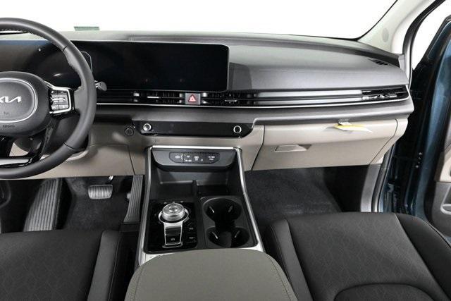 new 2026 Kia Carnival Hybrid car, priced at $48,224
