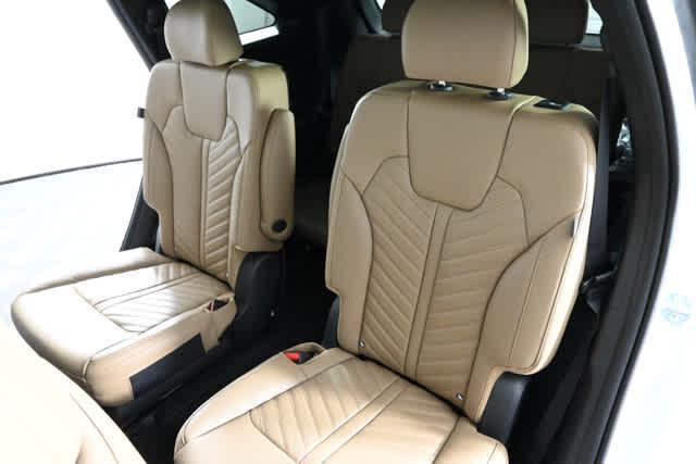 new 2026 Kia Sorento car, priced at $48,385