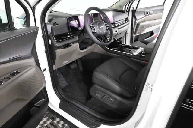 new 2026 Kia Carnival car, priced at $41,233