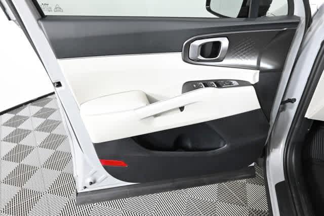 new 2026 Kia Sorento car, priced at $35,554