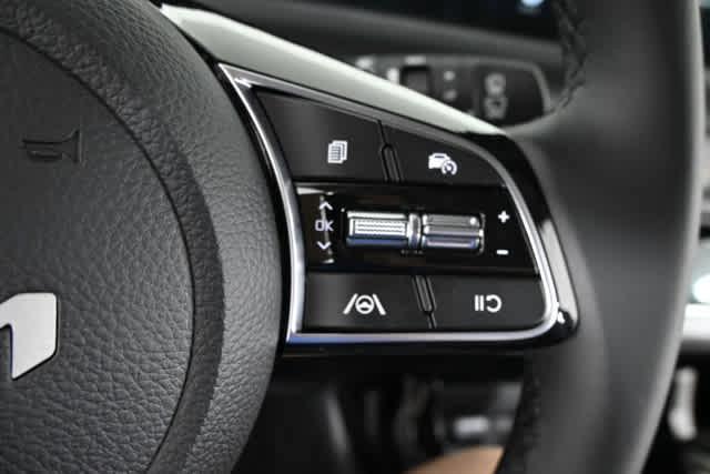 new 2026 Kia Seltos car, priced at $28,061