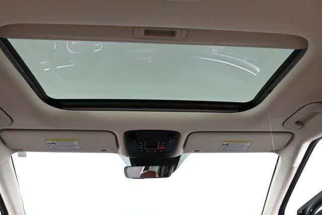 new 2026 Kia Carnival Hybrid car, priced at $51,810