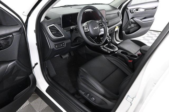 new 2026 Kia Seltos car, priced at $30,254