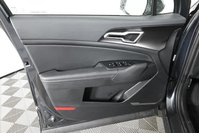 new 2026 Kia Sportage Hybrid car, priced at $35,337