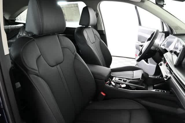 new 2025 Kia Sorento car, priced at $35,232