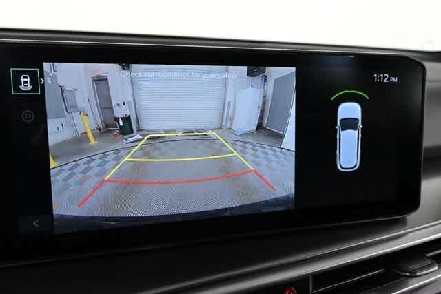 new 2025 Kia Sorento car, priced at $35,232