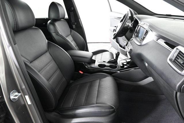 used 2019 Kia Sorento car, priced at $24,912