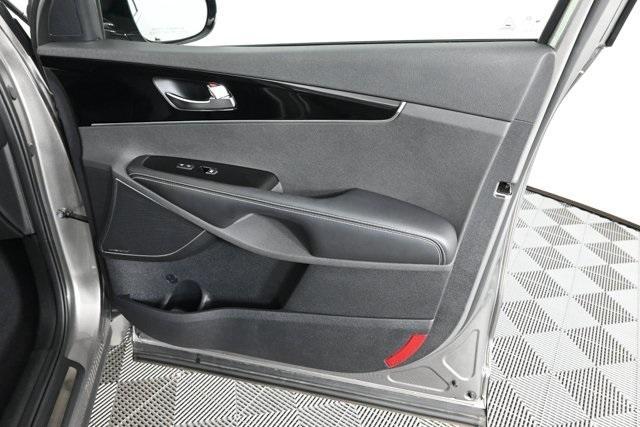 used 2019 Kia Sorento car, priced at $24,912