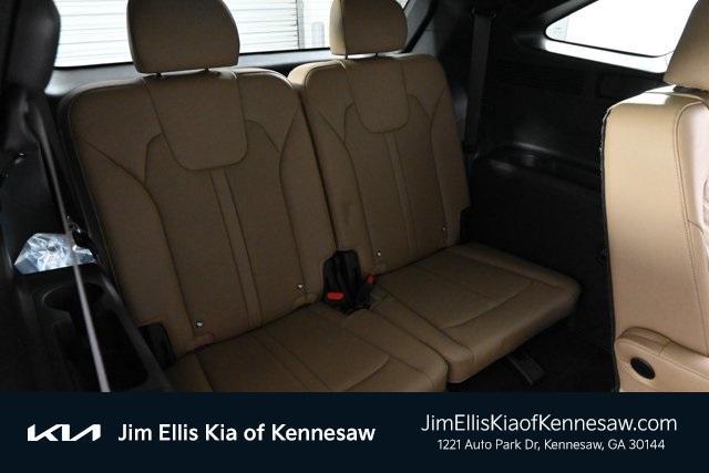 used 2024 Kia Sorento car, priced at $39,632