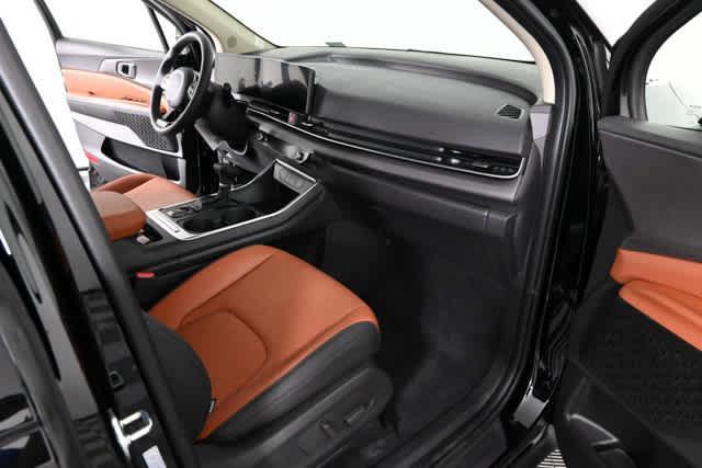new 2026 Kia Carnival car, priced at $42,123