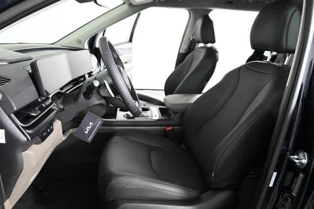 new 2026 Kia Carnival Hybrid car, priced at $42,153